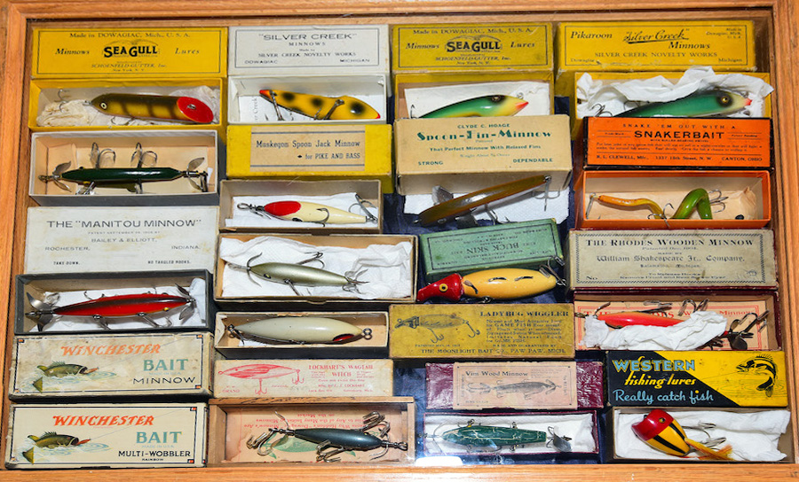 Sold at Auction: VINTAGE FISHING TACKLE BOX AND CONTENTS